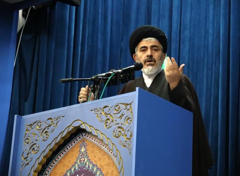 قریشی: تنگه هرمز یکی از ظرفیت‌های مهم و راهبردی کشور است