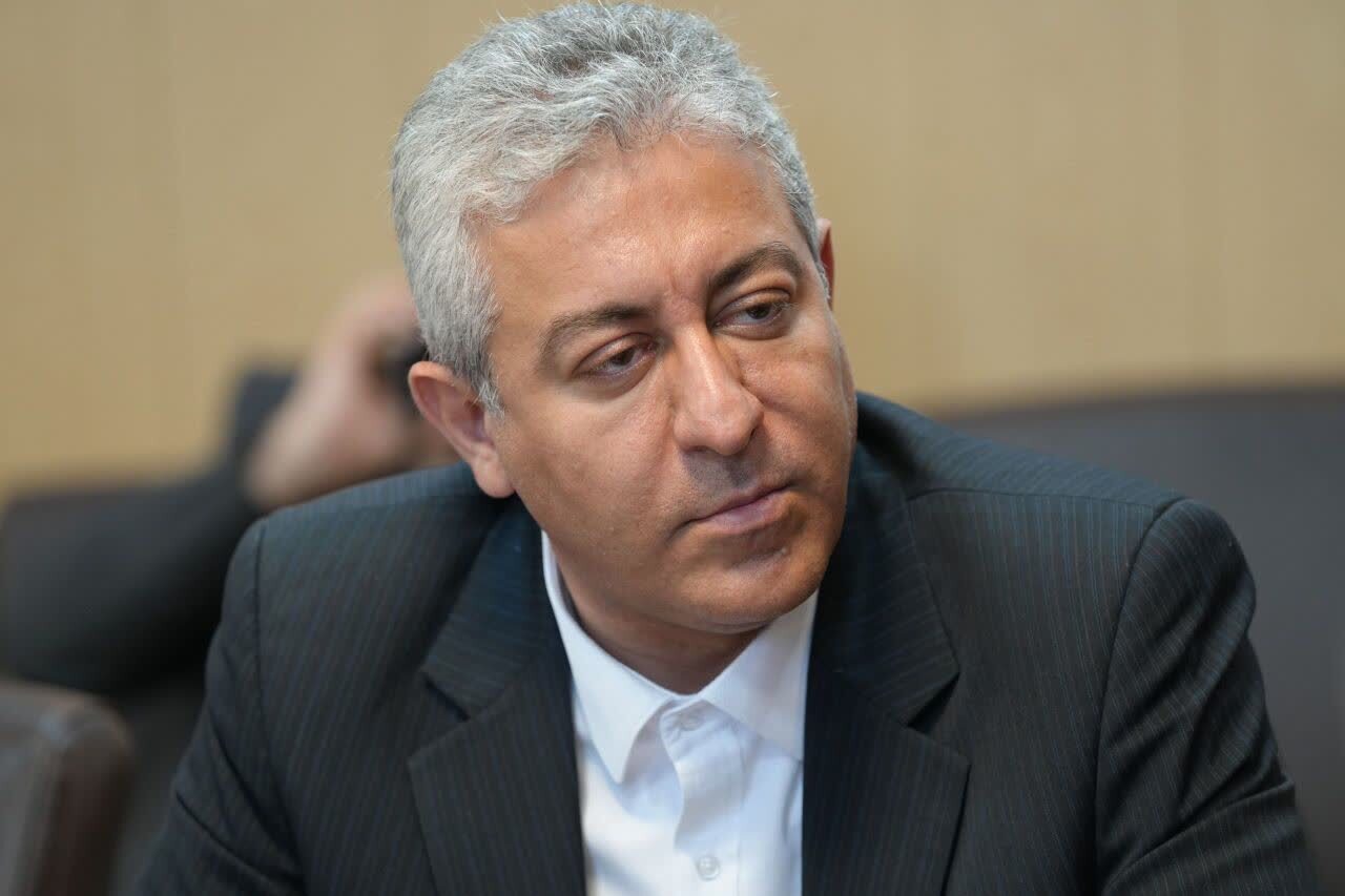 پیام آذری