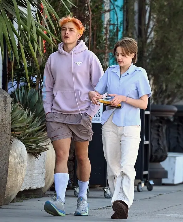 پیام آذری