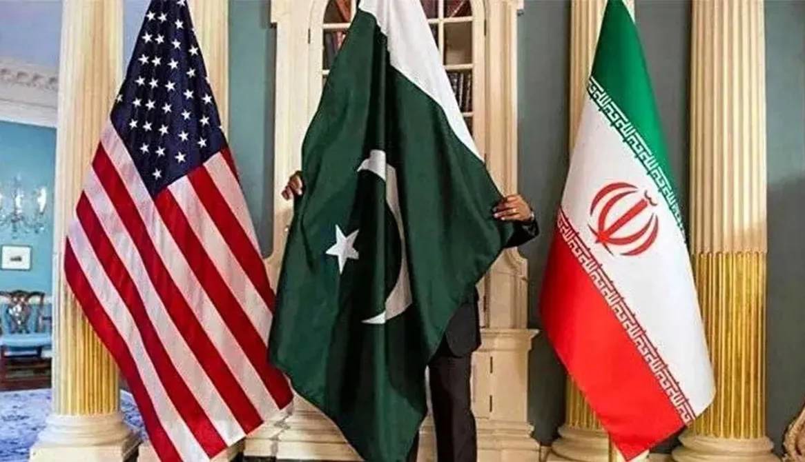 کیهان: رخنه‌های تفاهم‌نامه را ببندید، دست‌ها باید روی ماشه باشد!