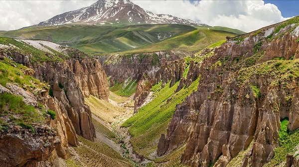 سفری اسرار آمیز به اعماق  «شیروان‌دره»  سبلان