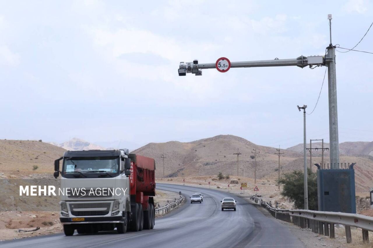 نصرتی: بیش از ۱۱ میلیون تردد در محورهای آذربایجان‌ غربی ثبت شد
