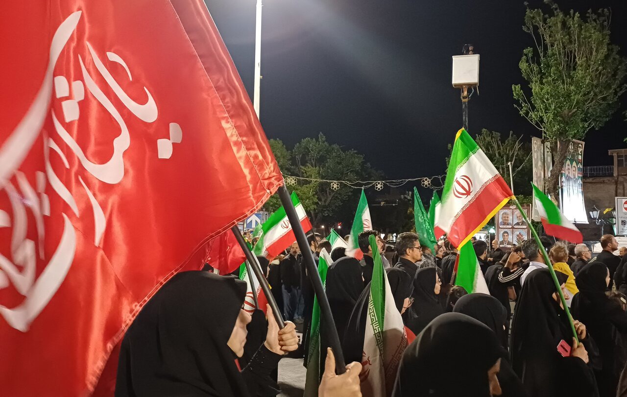 صد و نهمین اجتماع شبانه بیعت با رهبری همراه با شور حسینی تبریزی‌ها