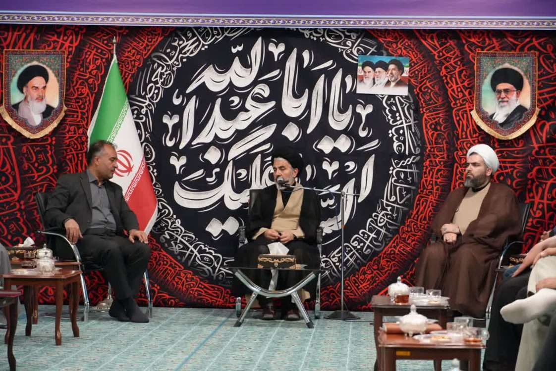 پیام آذری
