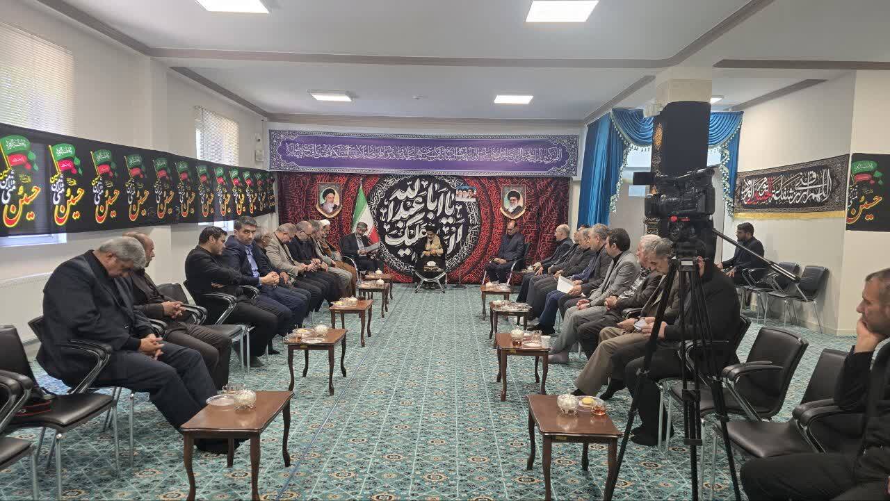پیام آذری