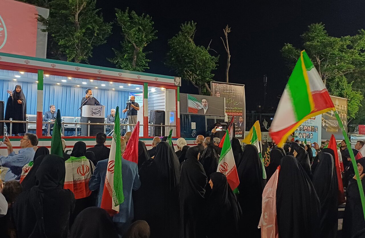 صد و دهمین اجتماع شبانه تبریزی‌ها در فراق رهبر شهید