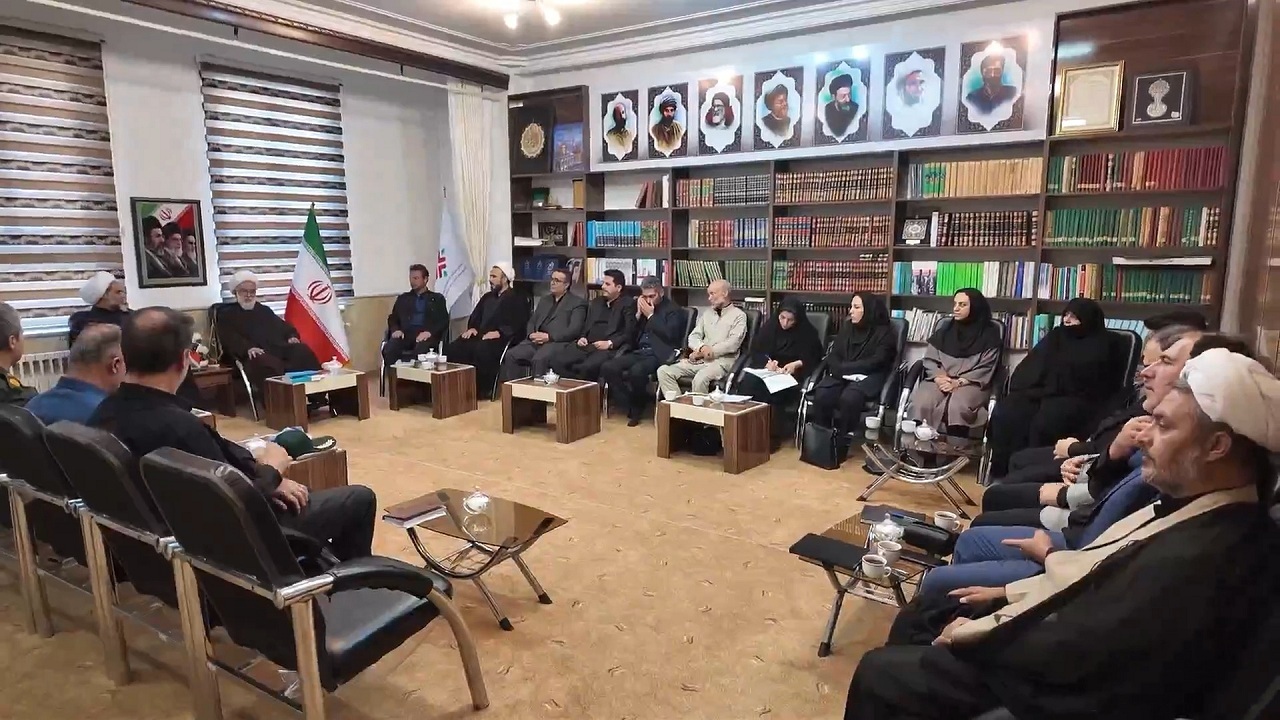 پیام آذری