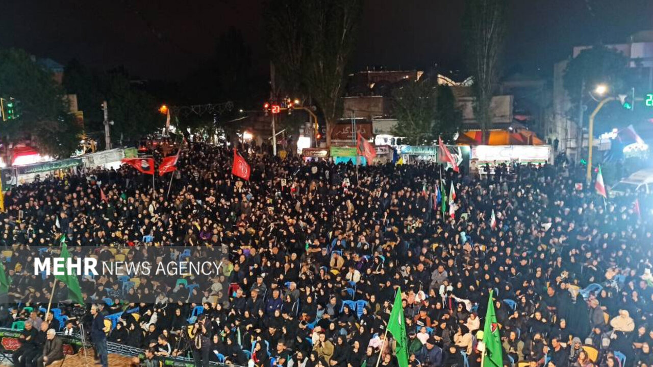 اجتماع عاشقان حسینی در اردبیل
