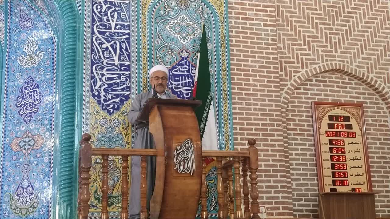 امام جمعه سردشت: فاجعه شیمیایی سردشت نباید به فراموشی سپرده شود
