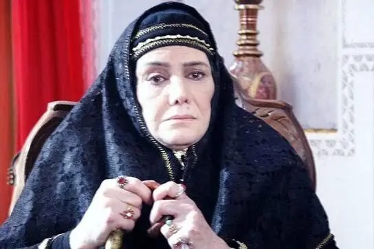 سفر در زمان؛ «فخری خوروش» در جوانی و با تیپ متفاوت؛ اواخر دهه ۳۰