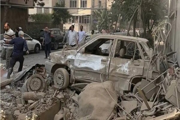 خسارت ۱۱۰ خودروی آسیب‌دیده ناشی از جنگ در اشنویه پرداخت شد