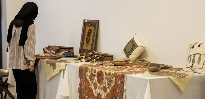 فعالیت بالغ بر ۵ هزار هنرمند و صنعتگر صنایع دستی در آذربایجان‌غربی