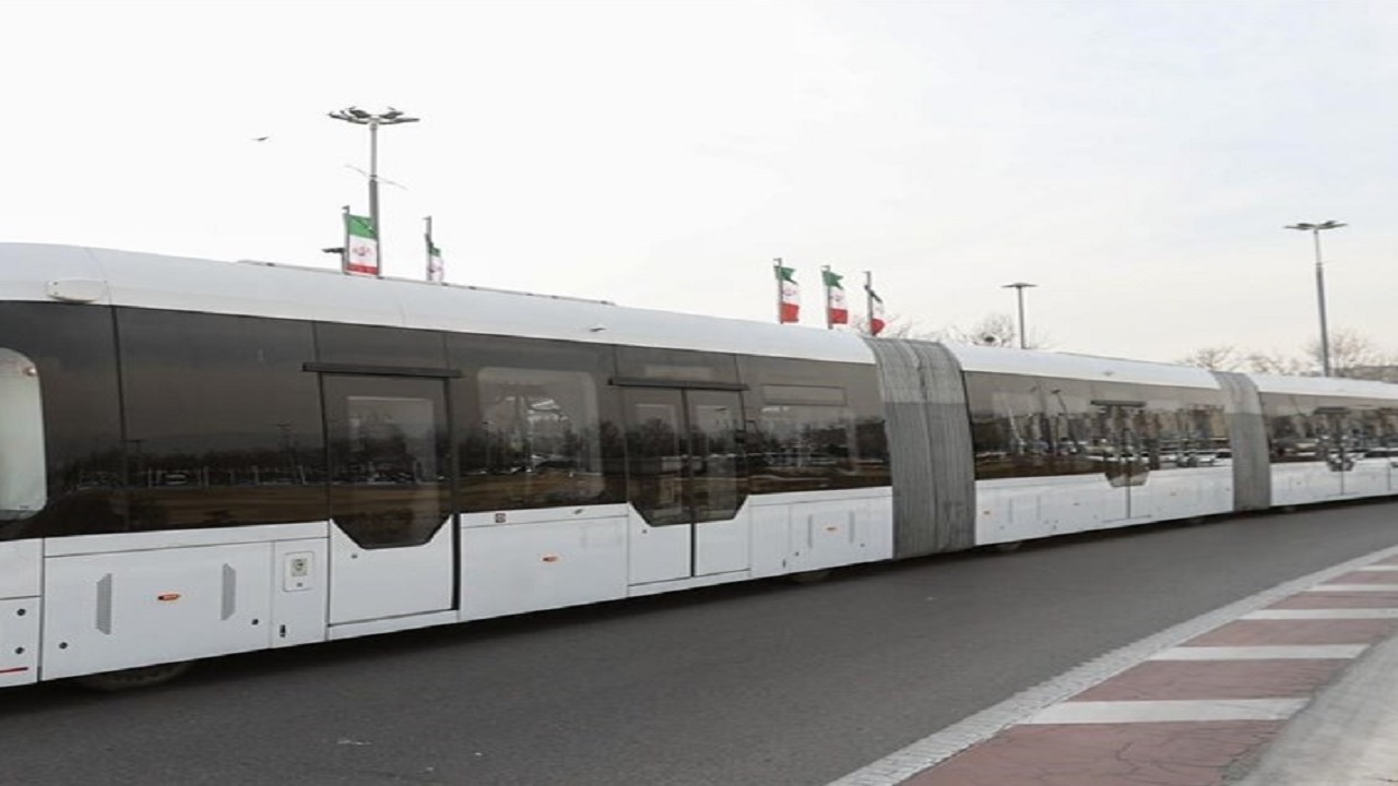 پیام آذری