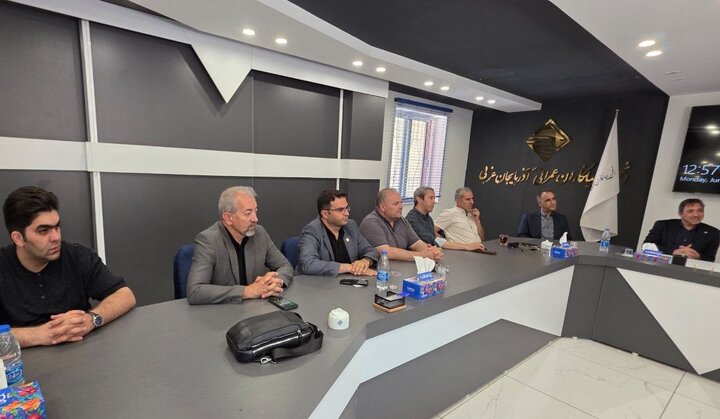 پیام آذری