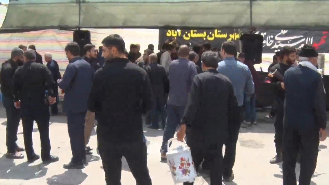 برپایی ایستگاه صلواتی در بستان آباد