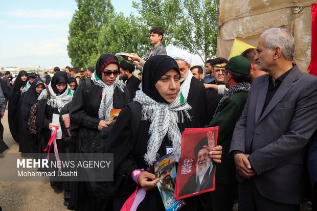 پیام آذری