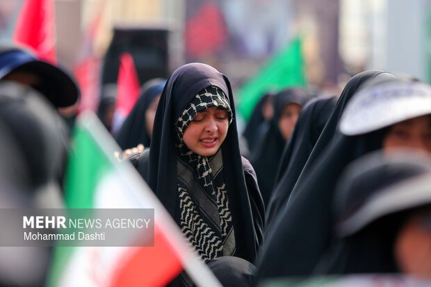 پیام آذری