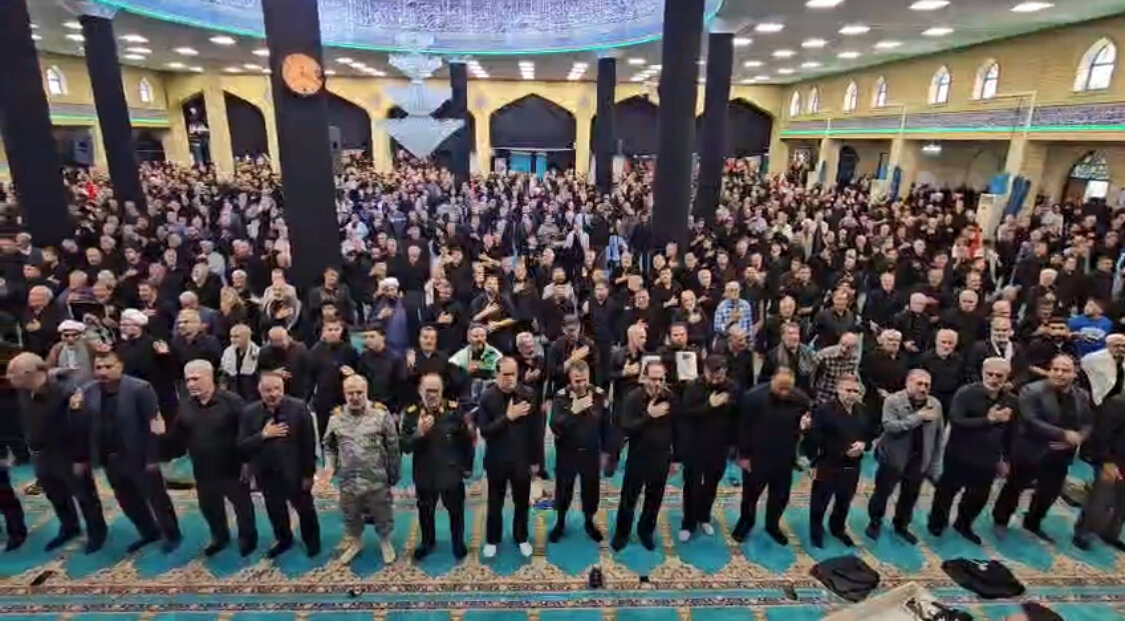 ارومیه غرق در ماتم سوگ رهبر شهید انقلاب؛برگزاری آیین عزاداری
