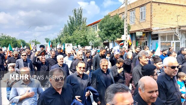 پیام آذری