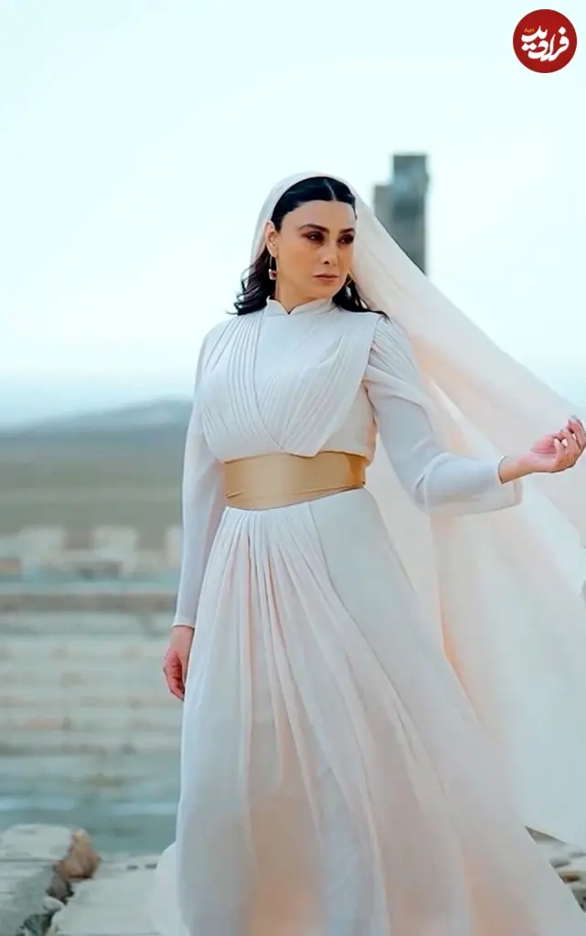پیام آذری