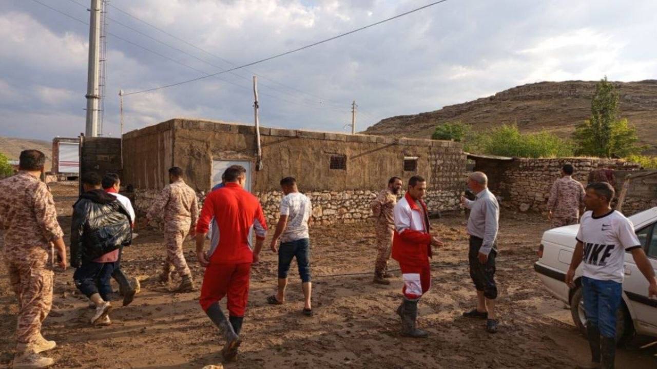 پیام آذری