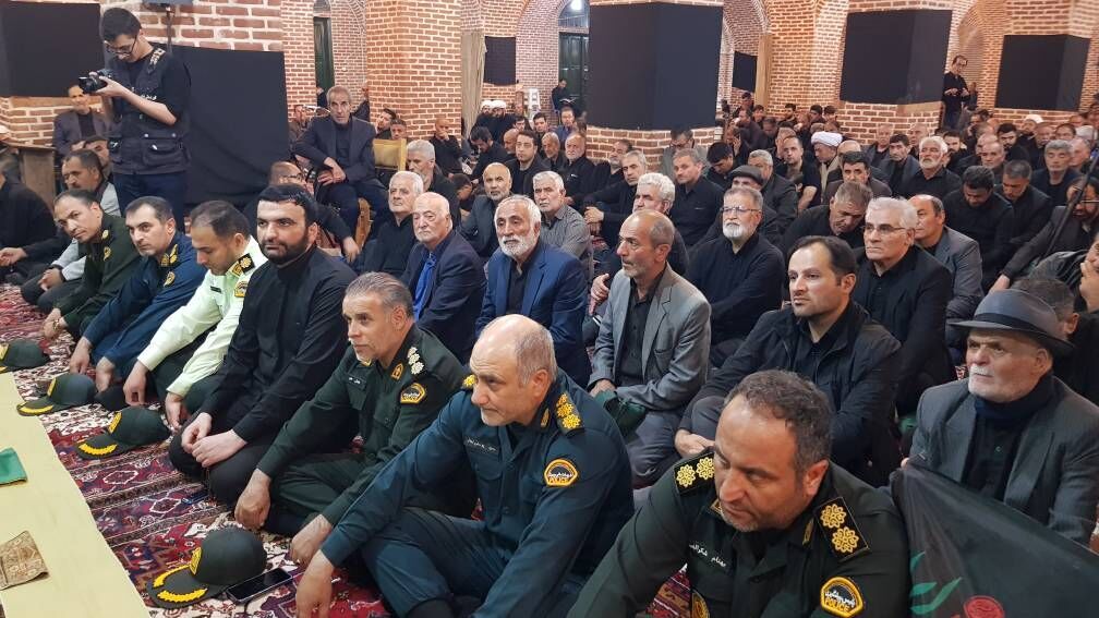 پیام آذری