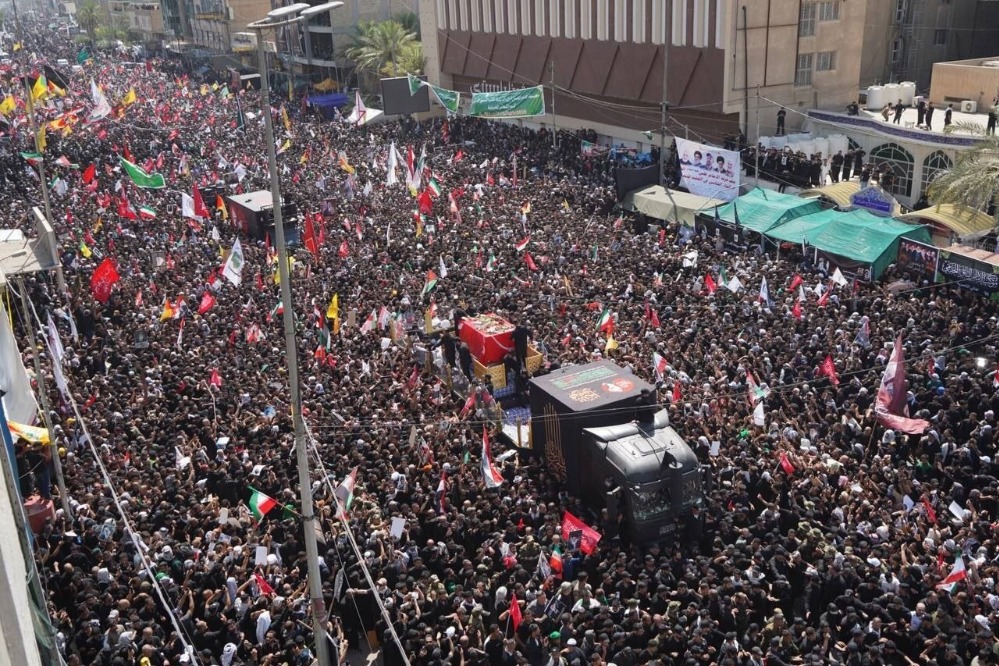 تشییع باشکوه قائد امت حجت را بر استکبار جهانی تمام کرد