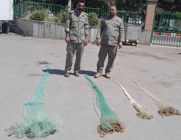 جمع‌آوری چهار رشته تور ماهیگیری غیرمجاز از دریاچه پشت سد شهرچای ارومیه
