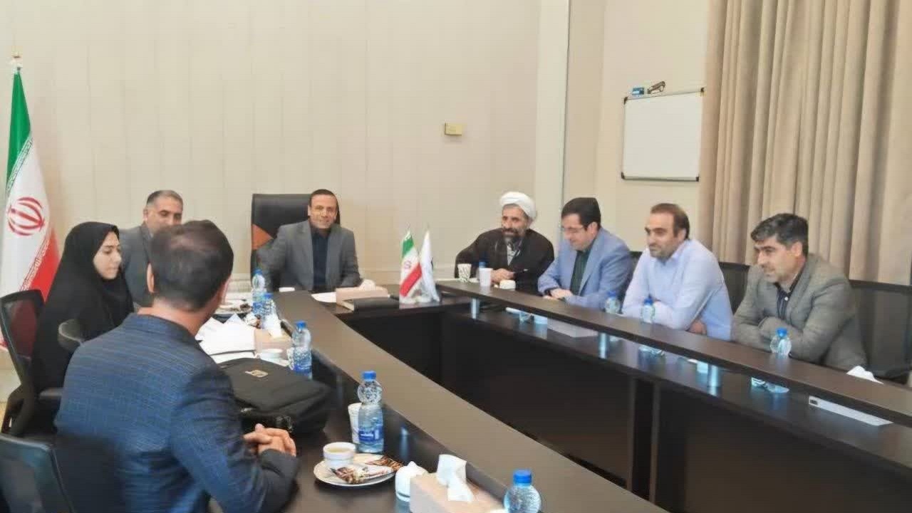 پیام آذری