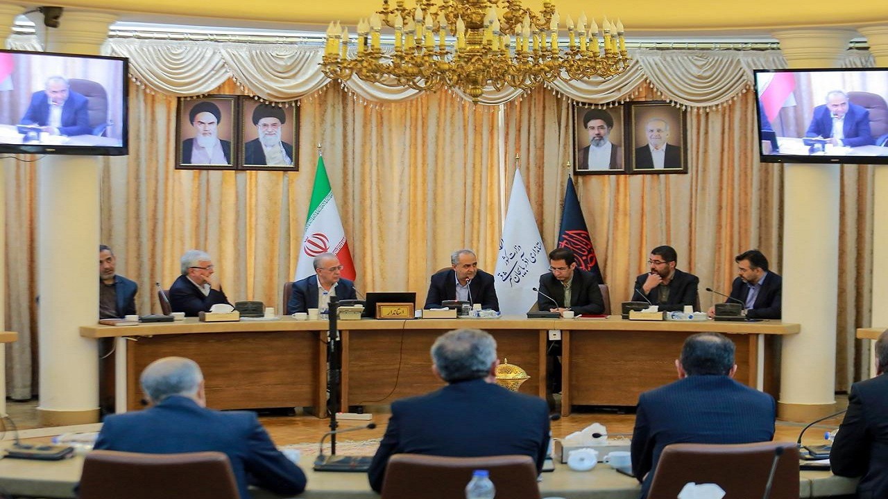 سرمایه گذاران و کارآفرینان خوش نام موتور محرک توسعه اقتصادی آذربایجان شرقی