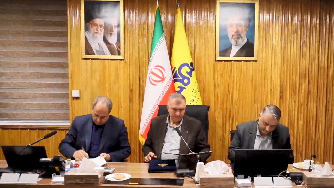 امضای تفاهم نامه سه جانبه با هدف مدیریت مصرف انرژی در آذربایجان شرقی