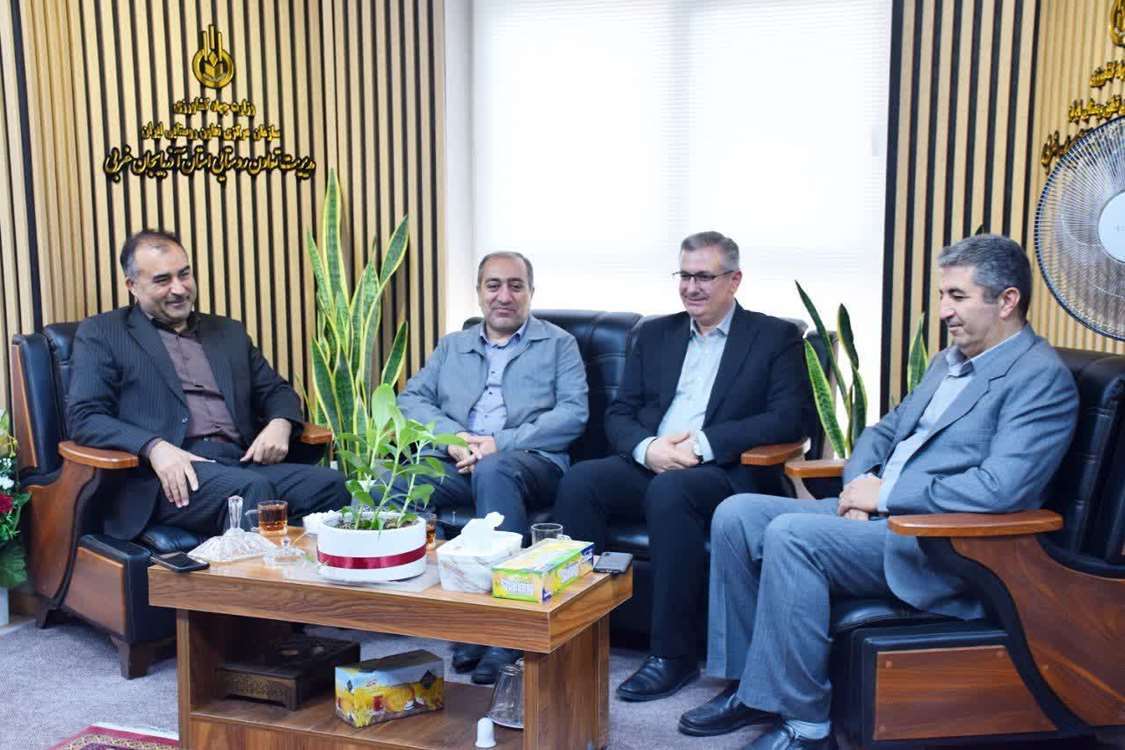 پیام آذری