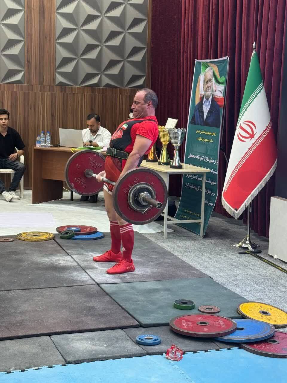 پیام آذری
