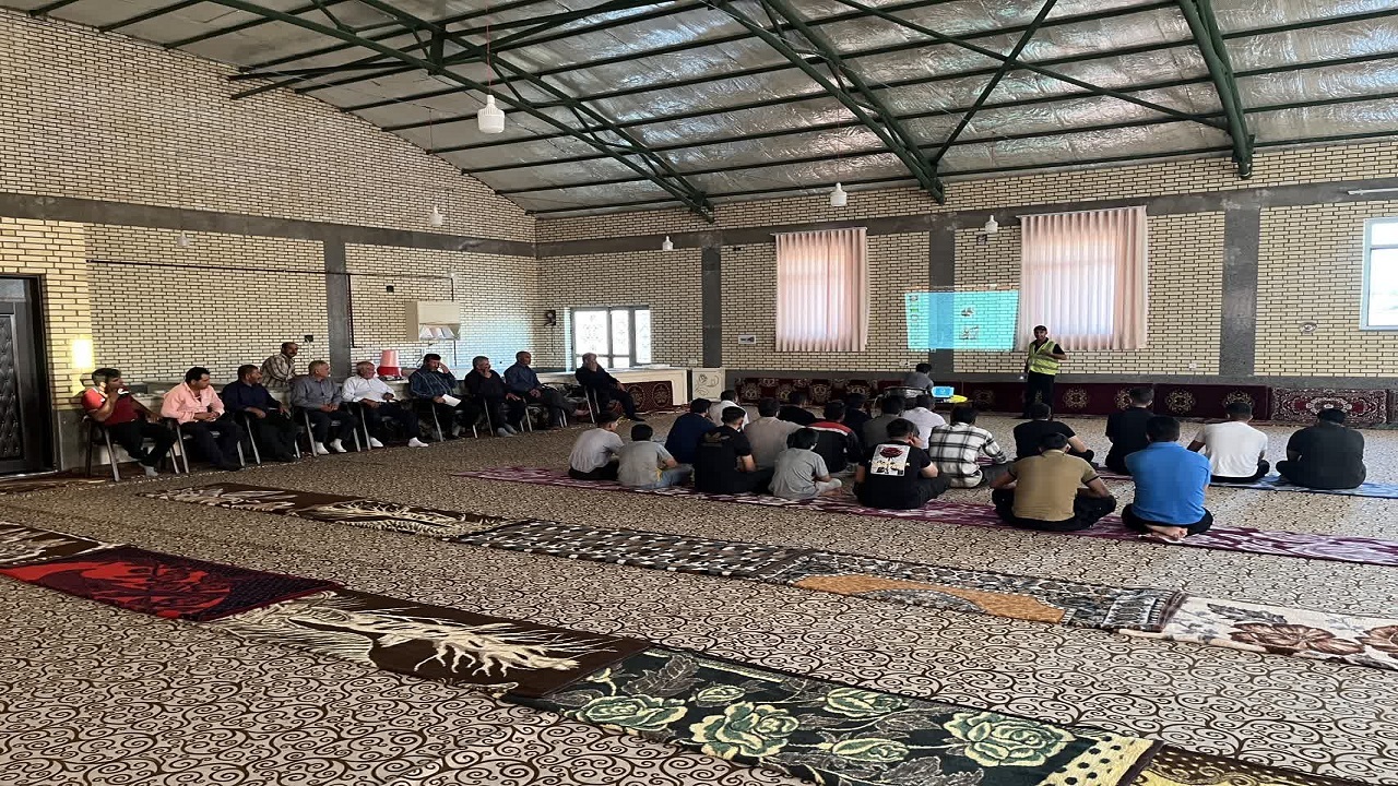 پیام آذری