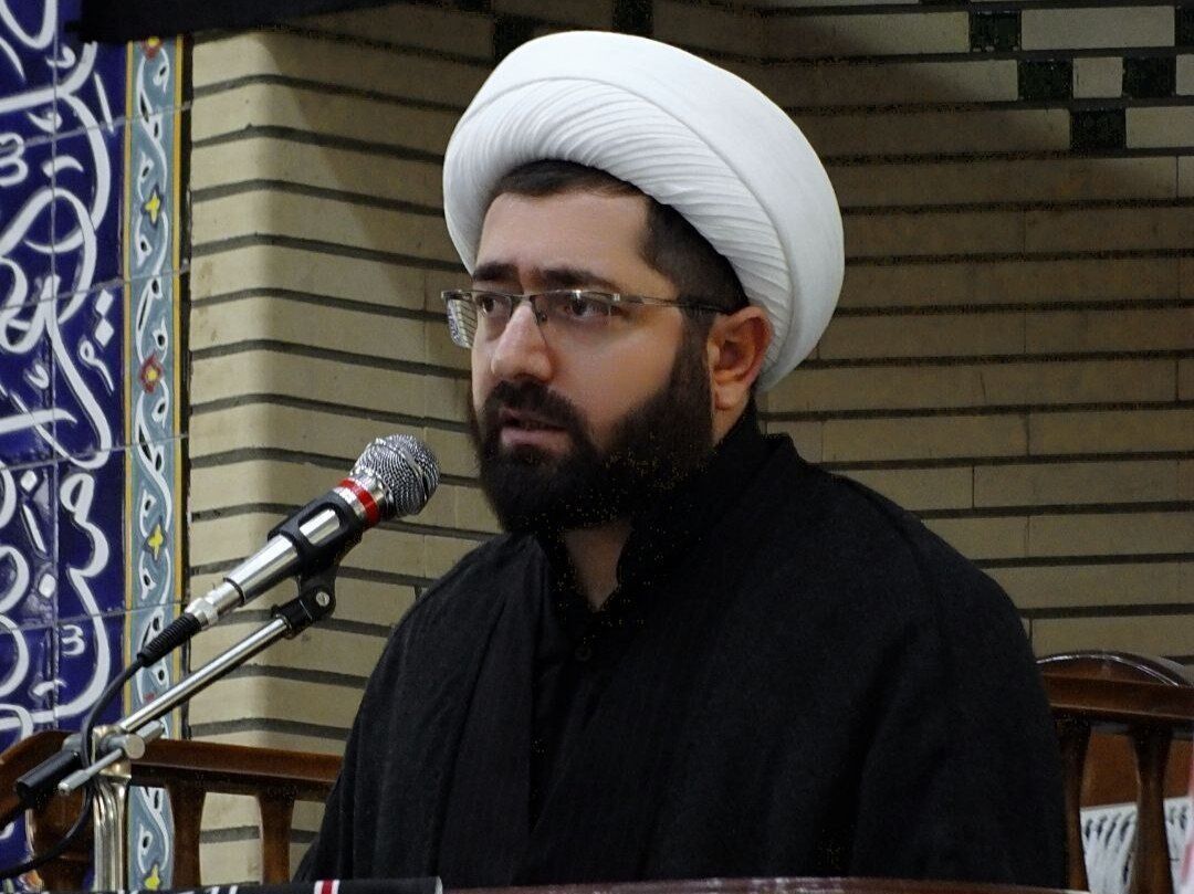 پیام آذری