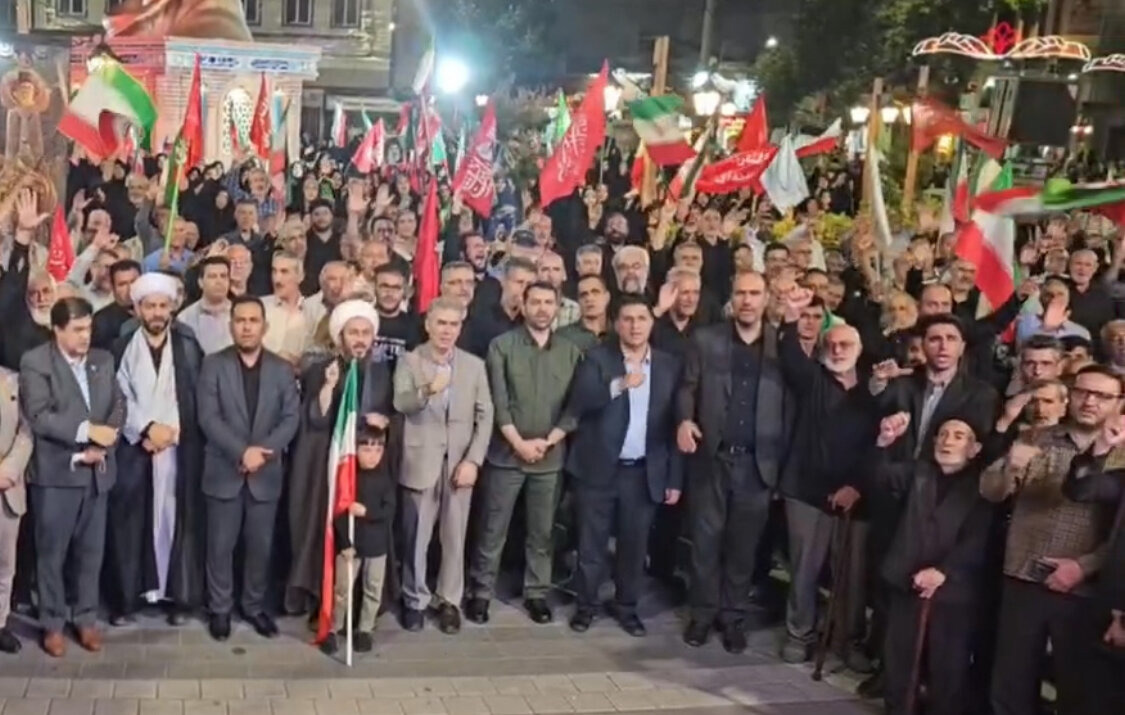 نمایش اقتدار و اتحاد خویی‌ها در حمایت از رهبری و انقلاب در خیابان