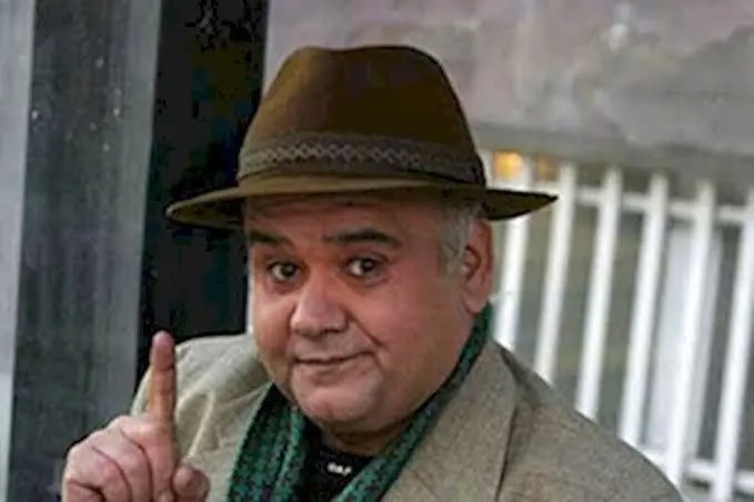 سفر در زمان؛ شباهت «اکبر عبدی» به «دونالد ترامپ» در تست گریم یک فیلم؛ سال ۹۶