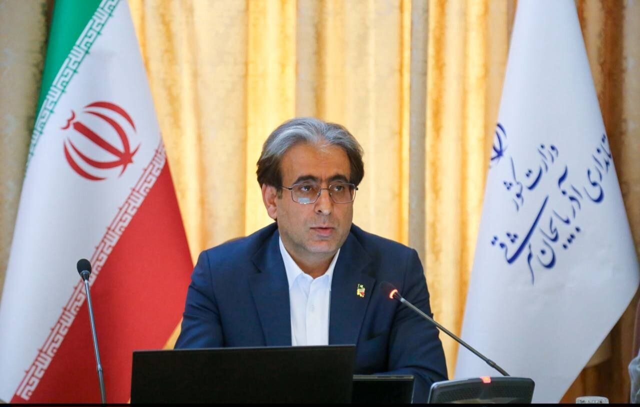 محمدزاده: تجلیل از خانواده شهدا باید با حفظ شأن اجتماعی آنان انجام شود