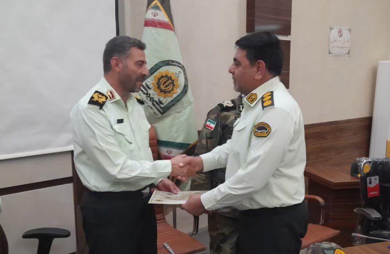 سرهنگ امیر کربلایی دستجردی فرمانده انتظامی عجب‌شیر شد