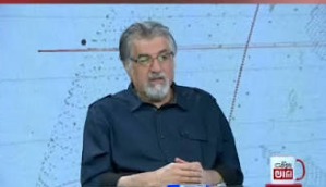 انتقاد «کیهان» از «ناصر هادیان»: می خواهد «الماس» را به قیمت «چغندر» بفروشیم!