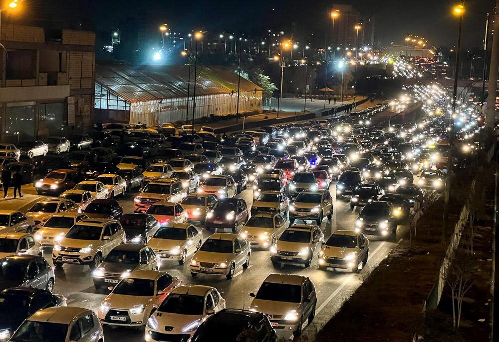 تبریز در محاصره خودروها؛ ظرفیت معابر پاسخگوی حجم تردد نیست