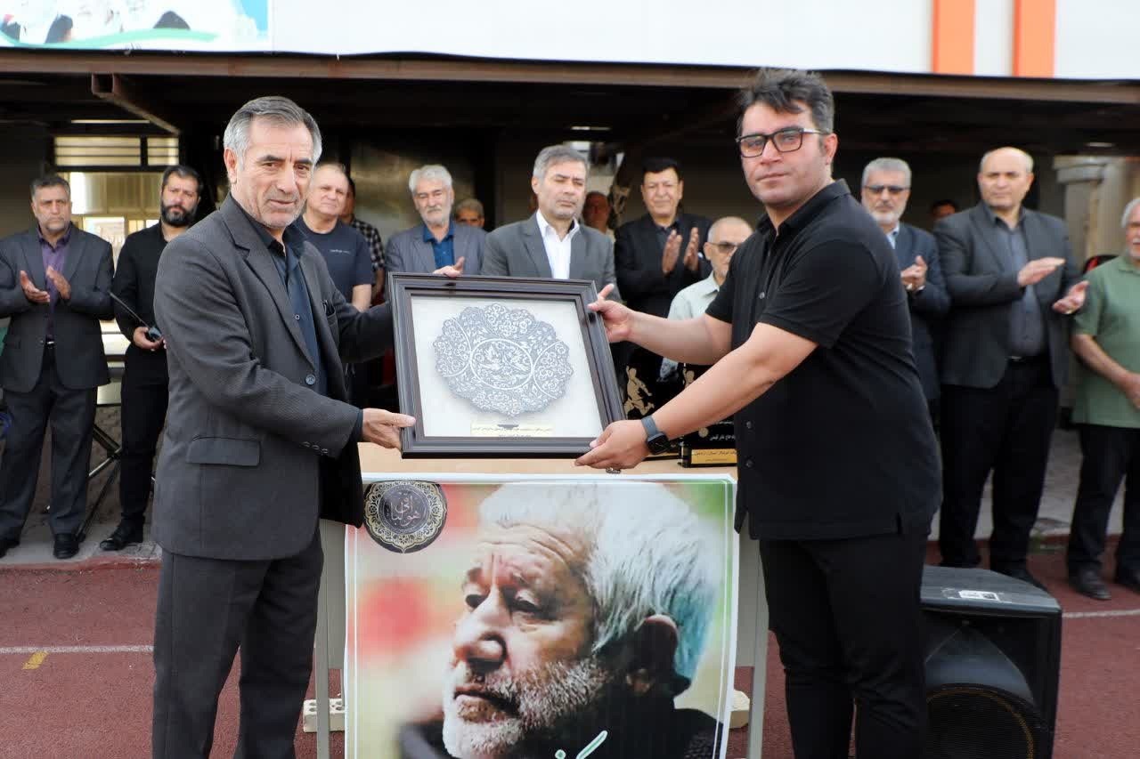 دومین سالگرد درگذشت پیشکسوت فوتبال اردبیل برگزار شد
