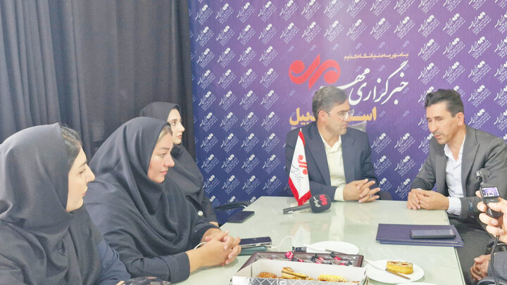 پیام آذری