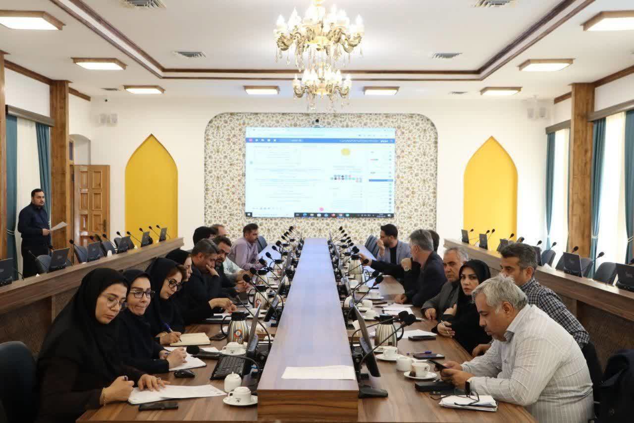 بررسی ۱۳ پرونده سرمایه‌گذاری در آذربایجان‌غربی