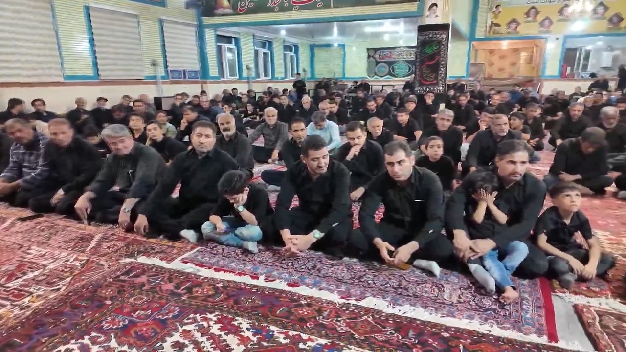 پیام آذری