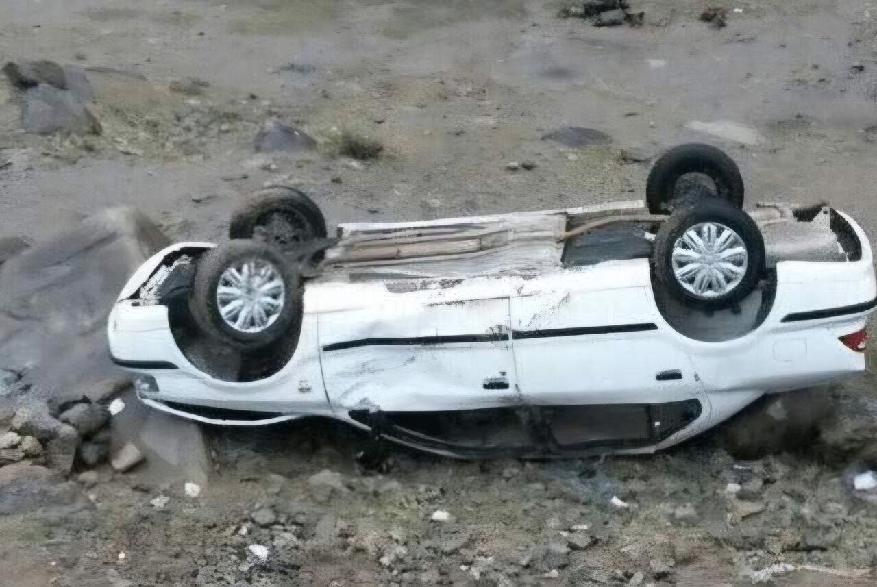 واژگونی پژو ۴۰۵ در محور زنجان–تبریز؛ ۲ نفر جان باختند