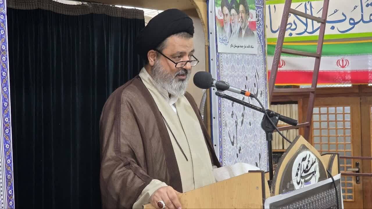 پیام آذری
