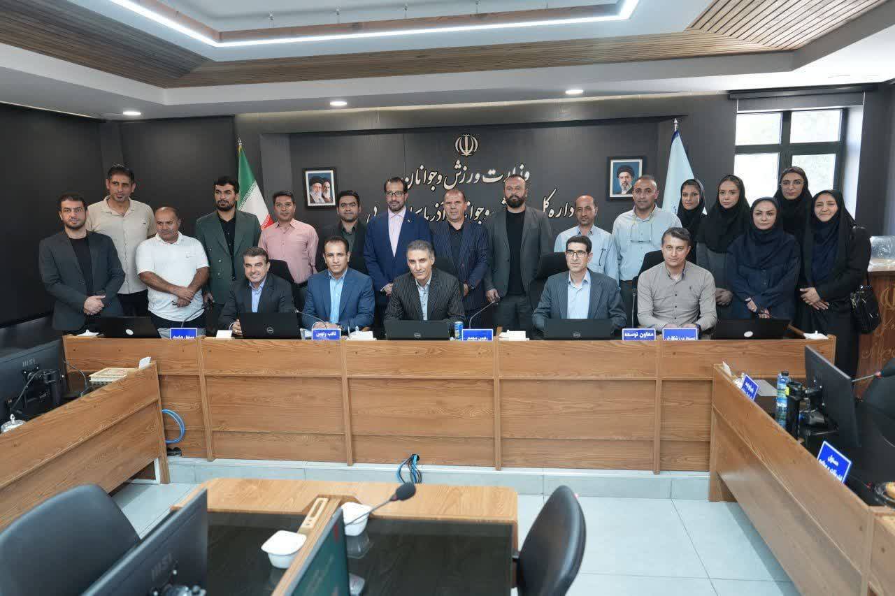 پیام آذری