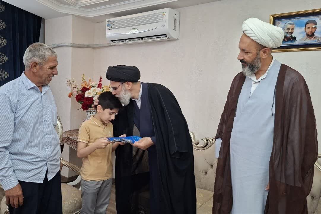 دیدار مدیرکل تبلیغات اسلامی آذربایجان‌شرقی با خانواده شهید زوار جنتی