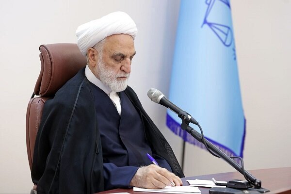 پیام آذری